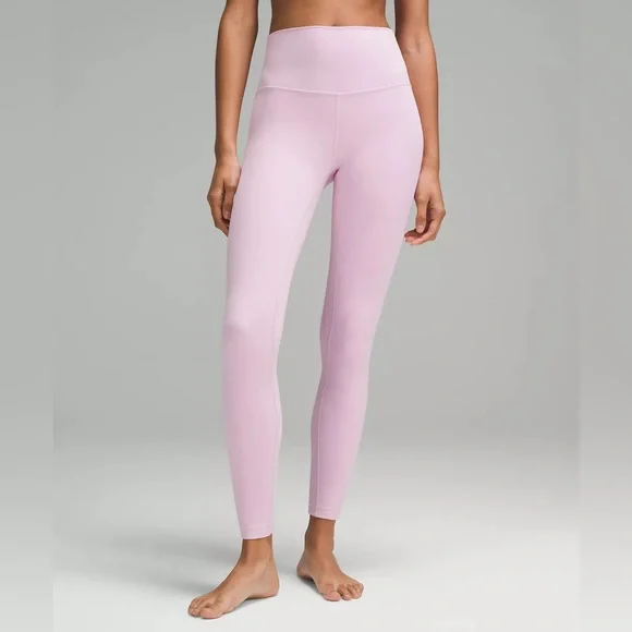 lululemon - lululemon Align ハイネックタンク　ピンクサイズ6 Lululemon Align High-Neck Tank Top - Heathered Pink Blossom